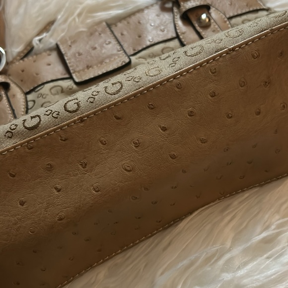 Crocodile Textured Leather Guess Monogram Shoulderbag - Picture 4 of 9